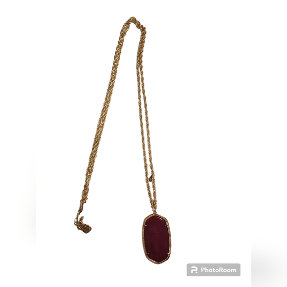 Kendra Scott Jewelry - Kendra Scott pendant necklace